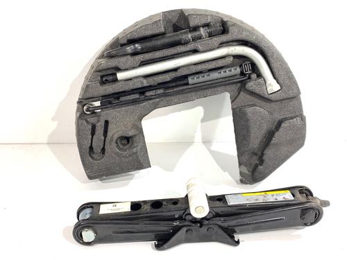 reservehjul-kit-audi-a8-d5-4n2-4n8-4nc-4nl-2017-39309645 main image