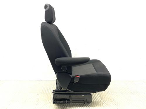 Left front seat OPEL VIVARO C Bus (K0) 1.5 | BP39303304C15 - Image 3