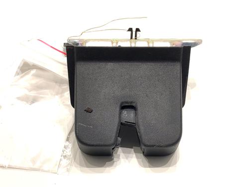 tailgate-lock-vw-t-roc-a11-d11-2017-39344291 main image