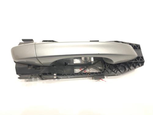 front-right-exterior-door-handle-vw-golf-vii-variant-ba5-bv5-2013-2014-2015-2016-2017-2018-2019-2020-2021-2022-39281381 main image