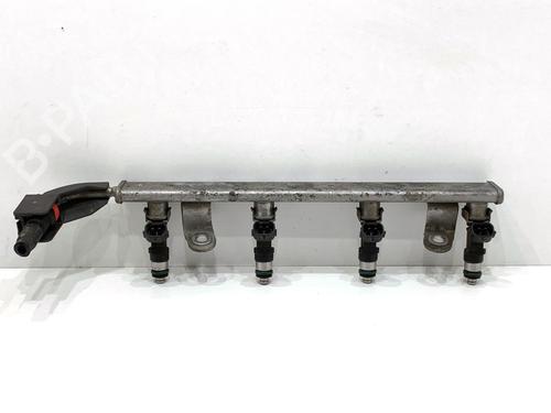 Used Injection rail Injection rail 39332349 39332349