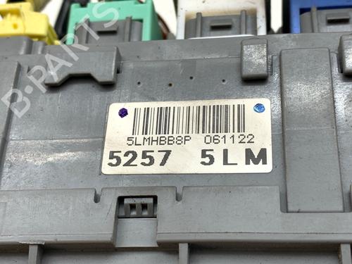 Fuse box HONDA CR-V III (RE_) 2.2 i-CTDi 4WD (RE6) | BP39703501E1 - Image 4