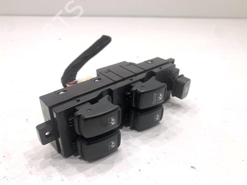 switch-kia-picanto-i-sa-2004-2005-2006-2007-2008-2009-2010-2011-2012-39347319 main image