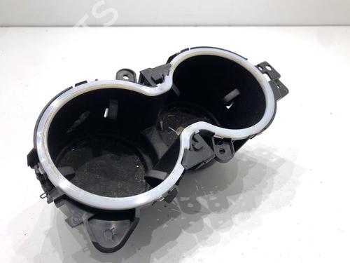 cupobject-holder-jeep-grand-cherokee-iv-wk-wk2-2010-39337311 main image