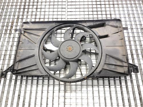 radiator-fan-ford-focus-iii-2010-2011-2012-2013-2014-2015-2016-2017-2018-2019-2020-39278740 main image