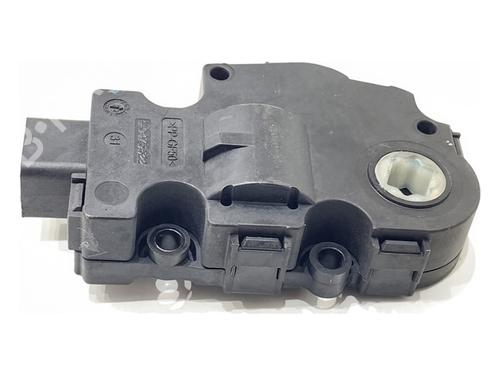 Used Heater blower motor Heater blower motor BMW X5 (F15, F85) xDrive 25 d (218 hp) 39357680 39357680
