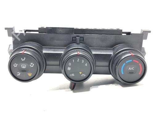 climate-control-dacia-duster-hm_-2017-39315981 main image