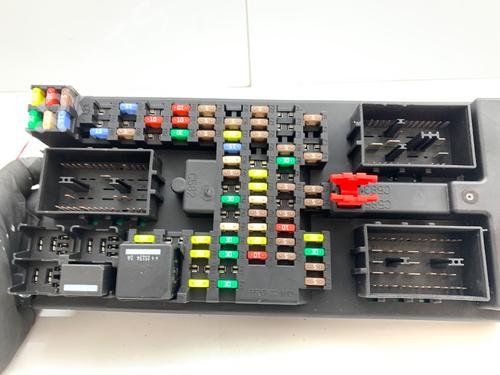 Fuse box JAGUAR XJ (X351) 3.0 SCV6 | BP39362973E1 - Image 4
