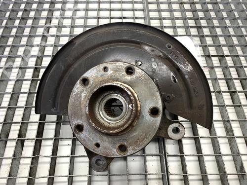 right-front-steering-knuckle-dacia-duster-hs_-2010-2011-2012-2013-2014-2015-2016-2017-2018-39303666 main image
