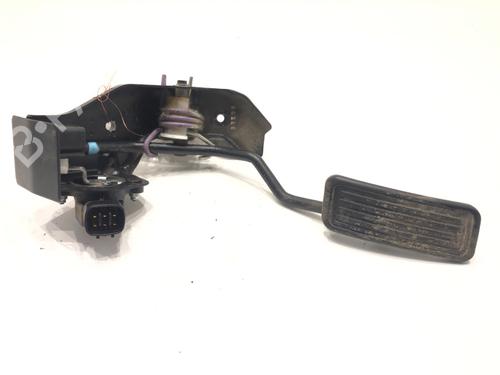 Used Pedal Pedal TOYOTA COROLLA Verso (ZER_, ZZE12_, R1_) 1.8 (ZNR11_, ZNR11R) (129 hp) 39275889 39275889