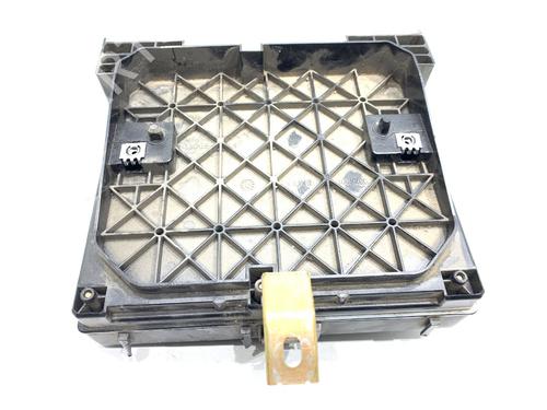 Used Fuse box Fuse box 39304667 39304667