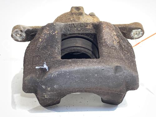left-front-brake-caliper-toyota-auris-_e18_-2012-2013-2014-2015-2016-2017-2018-2019-39322912 main image