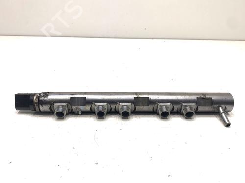 Used Injection rail Injection rail BMW X3 (F25) xDrive 20 d (184 hp) 39324823 39324823