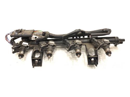 Used Injection rail Injection rail 39353858 39353858