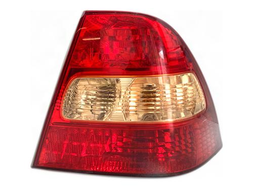 Høyre baklys Høyre baklys TOYOTA COROLLA Saloon (_E12_) 1.6 VVT-i (ZZE121_, ZZE121R) (110 hp) 39660865 39660865