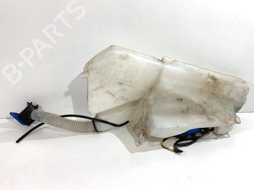 windscreen-washer-tank-jaguar-f-pace-x761-2015-39317920 main image