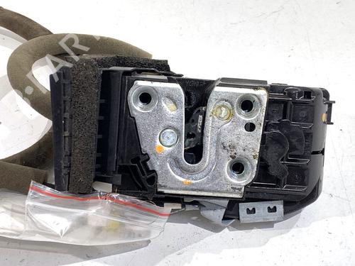 front-left-lock-nissan-qashqai-ii-j11-j11_-2013-39339353 main image
