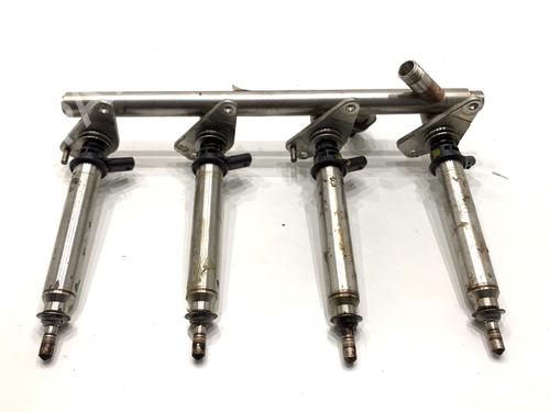 Used Injection rail Injection rail 39341920 39341920