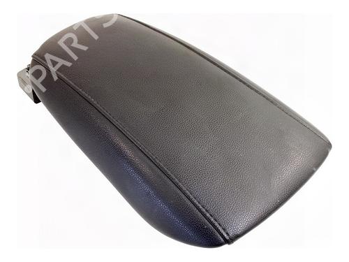 Used Armrest / Center console Armrest / Center console FORD MONDEO V Saloon (CD) 1.6 (181 hp) 40033833 40033833