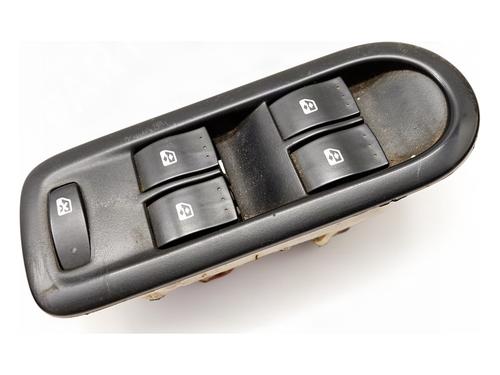 switch-renault-scenic-ii-jm01_-2003-2004-2005-2006-2007-2008-2009-2010-40171109 main image