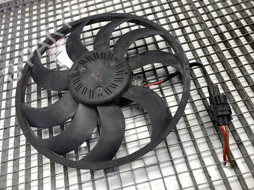 radiator-fan-bmw-3-touring-f31-2012-2013-2014-2015-2016-2017-2018-2019-39333024 main image