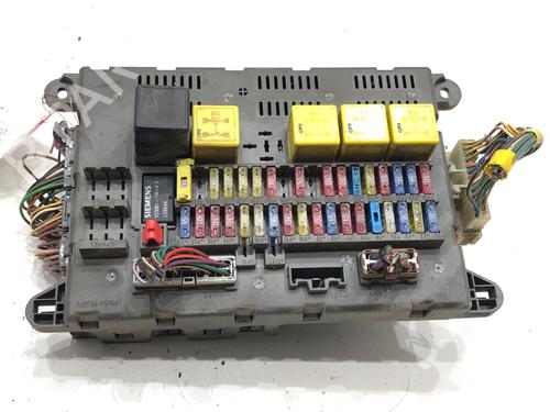 Used Fuse box Fuse box 39281791 39281791