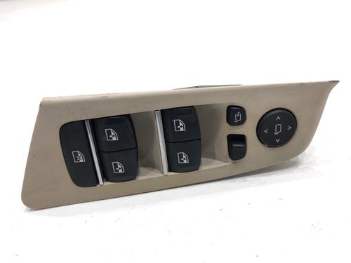 Used Switch Switch 39343141 39343141