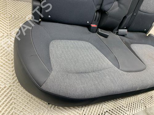 Sæde bagtil (2. række) RENAULT CAPTUR I (J5_, H5_) 1.5 dCi 110 | BP39349196I23 - Image 5