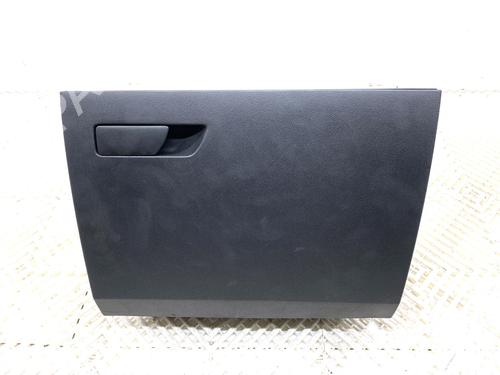 glove-box-seat-leon-5f1-2012-2013-2014-2015-2016-2017-2018-2019-2020-2021-39307708 main image
