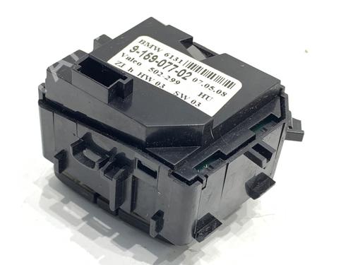 Switch BMW 5 (E60) 530 i | BP39297606I30 - Image 2