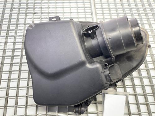 Used Air filter box Air filter box 39302940 39302940
