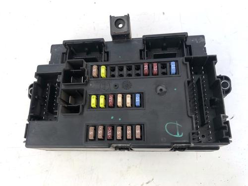 Used Fuse box Fuse box 39297038 39297038