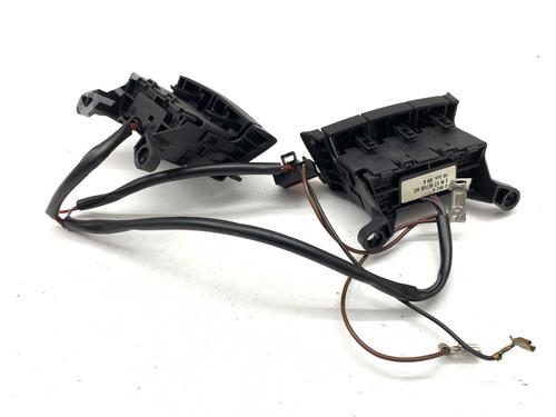 Steering wheel controls FORD KUGA I 2.0 TDCi 4x4 | BP39367661E15 - Image 2