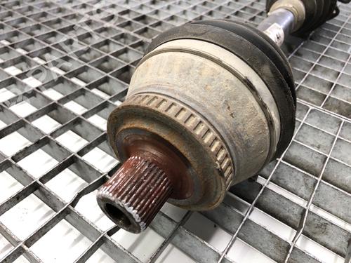 Right front driveshaft AUDI A4 B6 (8E2) 2.5 TDI quattro | BP39304674M39 - Image 2