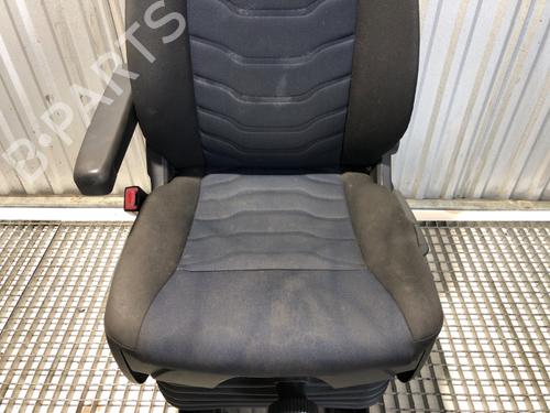 Left front seat IVECO DAILY VI Platform/Chassis 33S16, 35S16, 35C16, 40C16, 42S16, 50C16 | BP39898152C15 - Image 2
