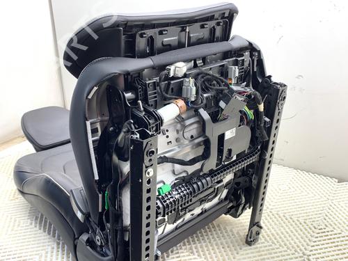 Left front seat VOLVO S60 III (224) B5 Mild-Hybrid AWD | BP40171506C15 - Image 7