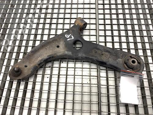 left-front-suspension-arm-hyundai-i20-ii-gb-ib-2014-2015-2016-2017-2018-2019-2020-2021-39318117 main image