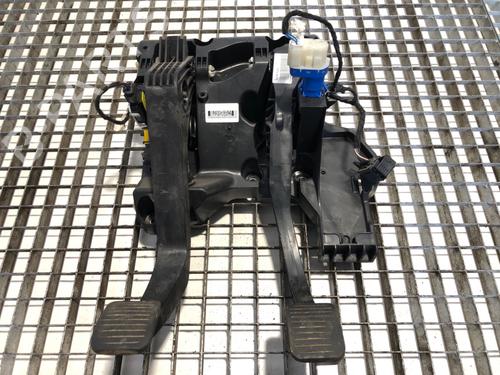 Pedal Pedal 39301393 39301393