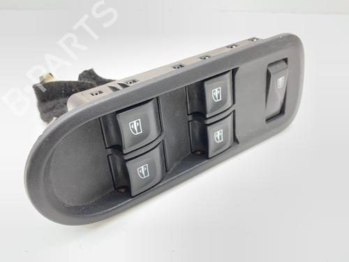 Switch DACIA DUSTER (HS_) 1.2 TCe 125 4x4 | BP40490520I30 - Image 2
