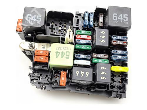 Used Fuse box Fuse box 39378589 39378589