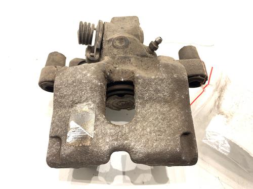 right-rear-brake-caliper-peugeot-508-i-8d_-2010-2011-2012-2013-2014-2015-2016-2017-2018-39299400 main image