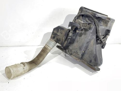 Used Windscreen washer tank Windscreen washer tank 39331743 39331743