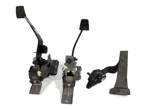 Pedal Pedal HYUNDAI ix35 (LM, EL, ELH) 1.6 (135 hp) 39351877 39351877