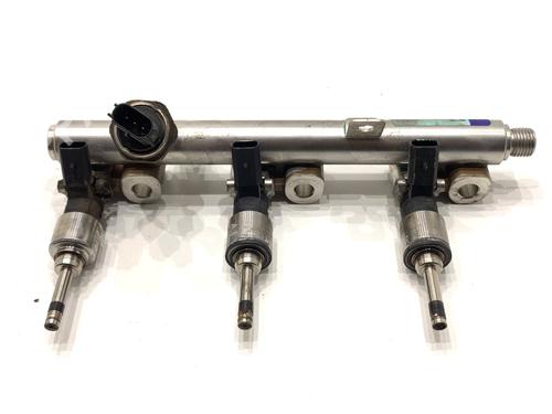 Used Injection rail Injection rail 39341364 39341364