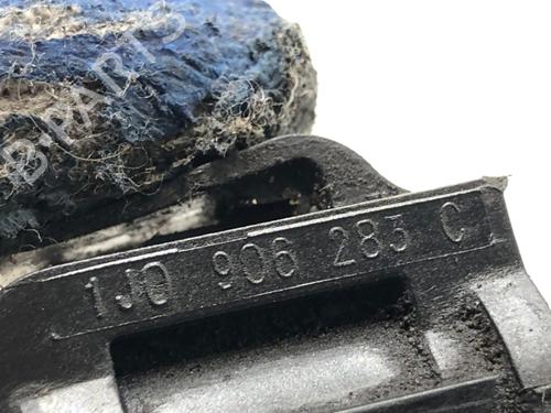 Electronic sensor AUDI A4 B6 Avant (8E5) 1.9 TDI | BP39302167M84 - Image 4