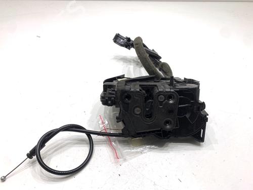 rear-left-lock-renault-megane-iv-hatchback-b9amn_-2015-39339697 main image