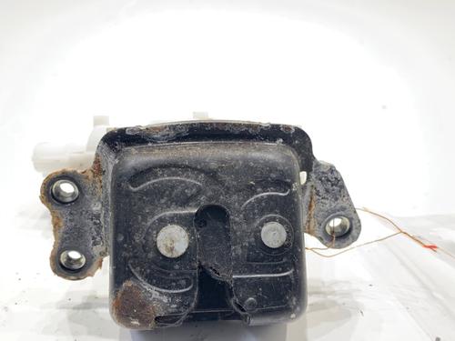 tailgate-lock-toyota-corolla-estate-_e21_-2019-39347961 main image