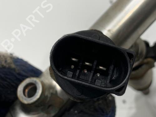 Injection rail VW TOURAN (5T1) 1.8 TSI | BP39312302M98 - Image 4