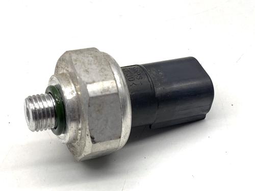Used Electronic sensor Electronic sensor 39333948 39333948