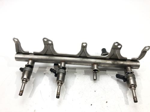 injection-rail-audi-a4-b8-avant-8k5-2007-2008-2009-2010-2011-2012-2013-2014-2015-2016-2017-39272776 main image